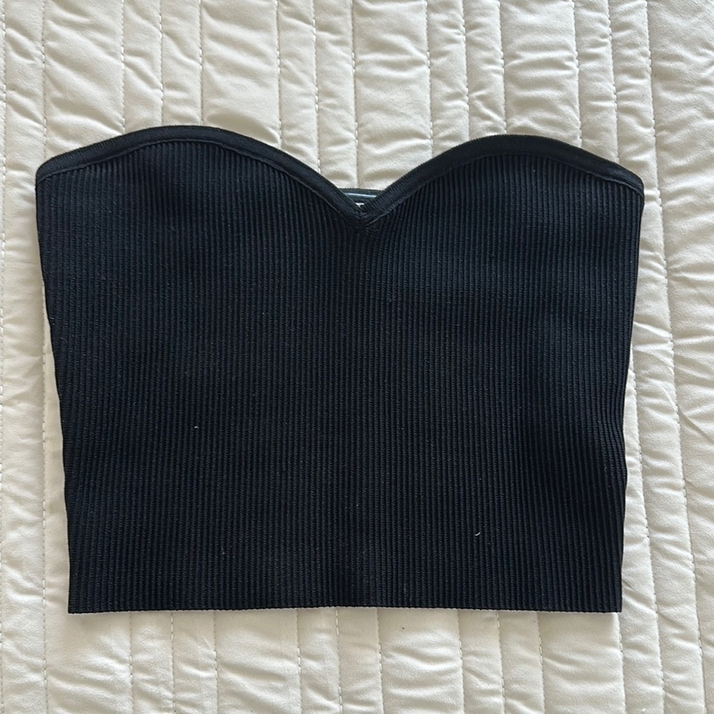 Black Strapless Ribbed Women's Top